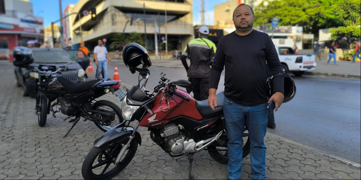 Fiscal de transporte, Fernando Lisboa Guzmão, destaca a necessidade e eficácia da campanha Maio Amarelo (Larissa Durães)