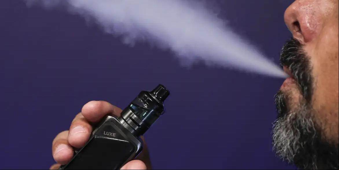A campanha visa educar o público sobre os danos causados pelos produtos contendo tabaco e nicotina. (Joédson Alves/Agência Brasil)