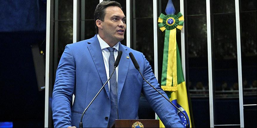 Autor do projeto, Sytvenson Valentim queria proibição total de divulgação das bets, mas elogiou o relatório (Waldemir Barreto/Agência Senado)